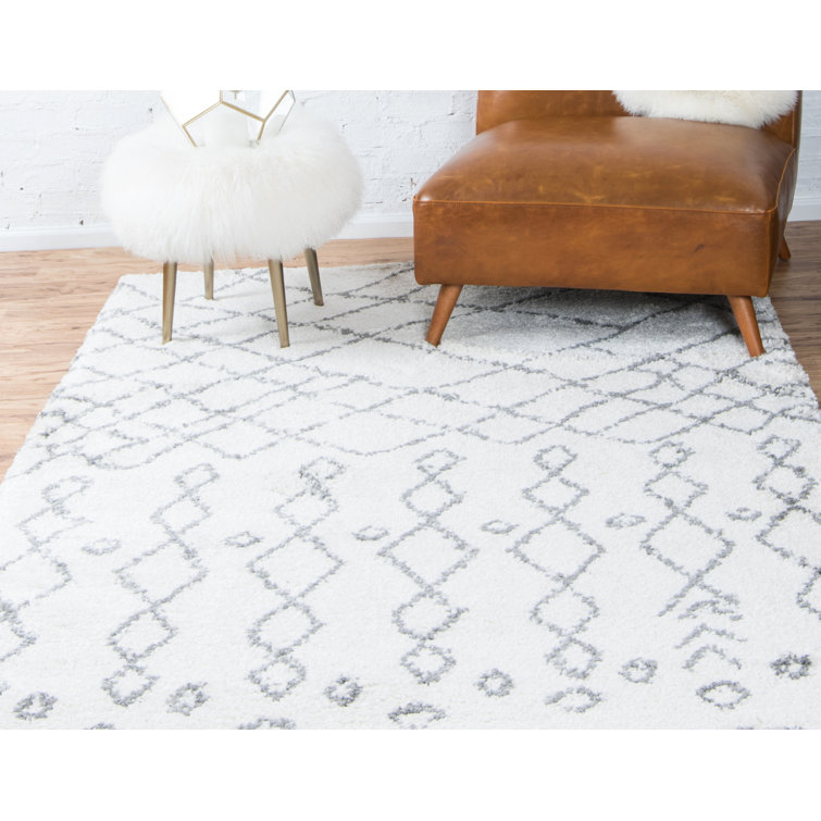 Dakota Fields Pickering Southwestern Ivory/Black Area Rug & Reviews